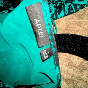 Apt 9 blouse